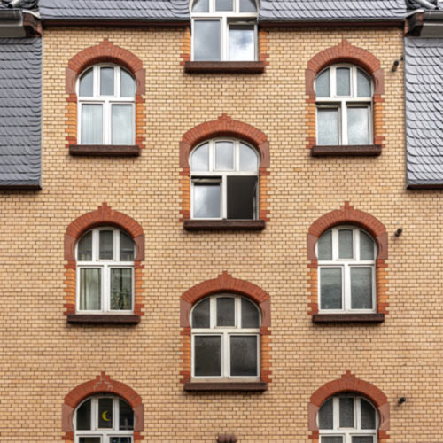 maçonnerie fenêtres cintrées